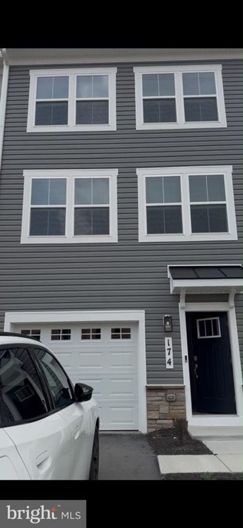 174 Sioux Loop, WINCHESTER, VA, 22602-6954 | Card Image