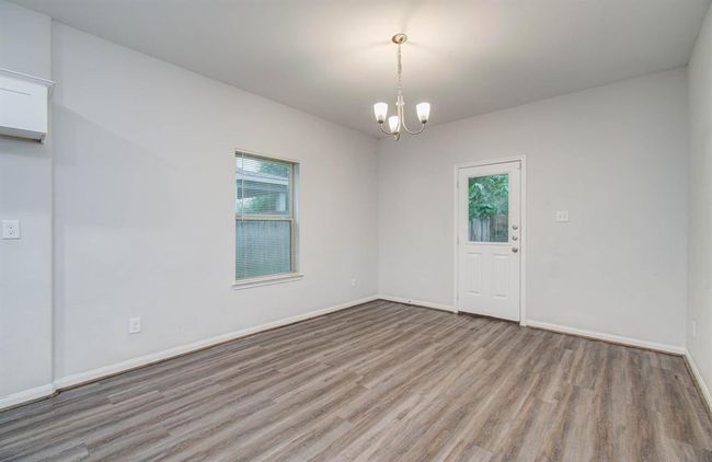 UNIT A DINING ROOM | Image 13