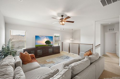 6908 Opus Ln, Converse, TX, 78109-0197 | Card Image