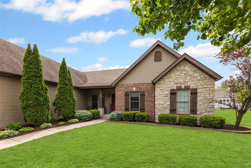 187 Forest Oaks Dr, Caseyville, IL, 62232-2837 | Card Image