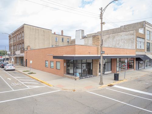 26-28-30 W Stephenson Street, Freeport, IL, 61032 | Card Image