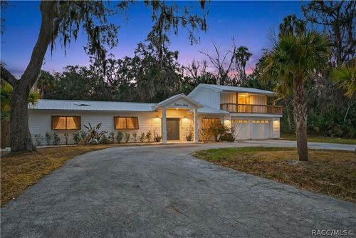 1660 Nw 19th St, Crystal River, FL, 34428-5085 | Card Image