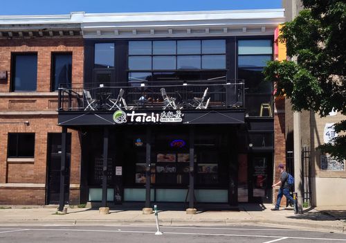 2028 E North Ave, Milwaukee, WI, 53202-1128 | Card Image