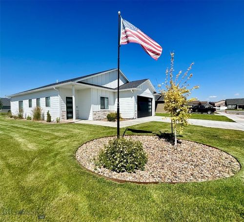 215 Johnson Ave, Dillon, MT, 59725-3310 | Card Image