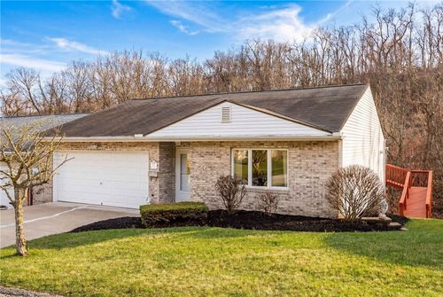 328 Clavale Dr, N Versailles, PA, 15137-1232 | Card Image