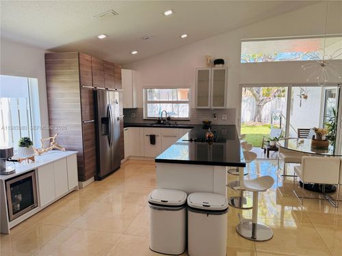 646 Stanton Dr, Weston, FL, 33326-3591 | Card Image