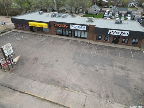 1642 100th St, North Battleford, SK, S9A0W6 | Card Image