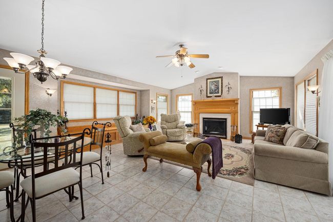 107 E Hickory St, House other with 2 bedrooms, 1 bathrooms and 2 parking in Chatsworth IL | Image 20