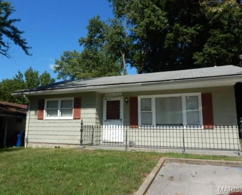 13 Cady Dr, Saint Louis, MO, 63135-1107 | Card Image