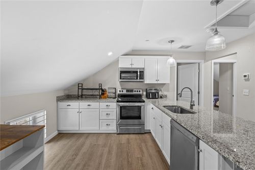 3-5 Hill St, Smithfield, RI, 02917-4003 | Card Image