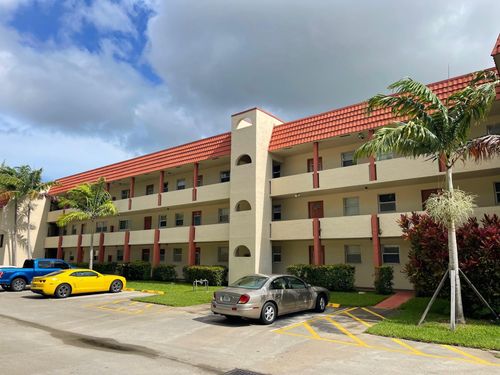 apt-302-8101 N Sunrise Lakes Dr, Sunrise, FL, 33322-1675 | Card Image