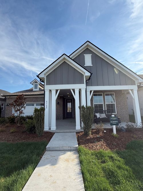 6189 Binns Ln, Hermitage, TN, 37076-2099 | Card Image