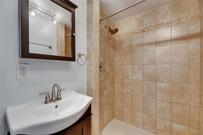 832 Seabreeze Dr, House other with 3 bedrooms, 2 bathrooms and null parking in RUSKIN FL | Image 41