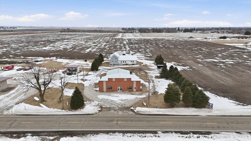 1275 E State Route 49, Cissna Park, IL, 60924-8833 | Card Image