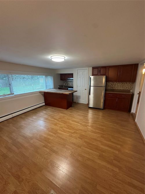 7 Julia Ct, East Northport, NY, 11731-5901 | Card Image