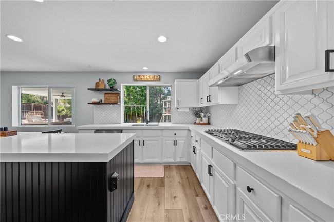 11199 Evergreen Loop, House other with 4 bedrooms, 4 bathrooms and 2 parking in Corona CA | Image 13
