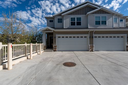 1303 E Weyburn Ln, Holladay, UT, 84117-3343 | Card Image