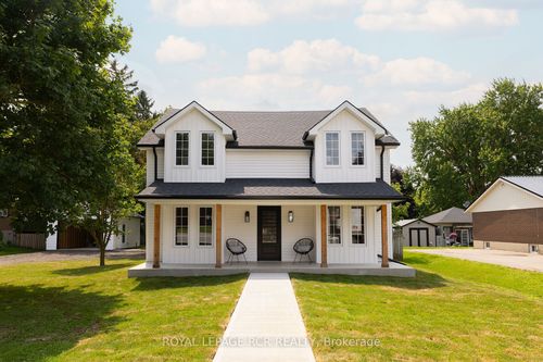 349 Smith St, Arthur, ON, N0G1A0 | Card Image