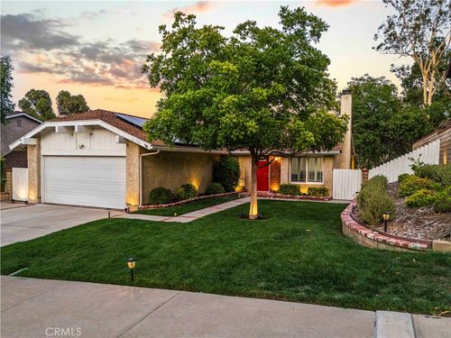 21742 Grovepark Dr, Saugus, CA, 91350-1614 | Card Image