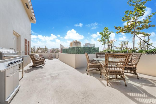 APT-3B - 120 Salamanca Ave, Condo with 2 bedrooms, 3 bathrooms and null parking in Coral Gables FL | Image 15