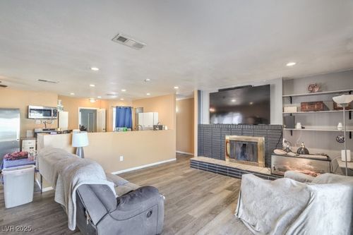 2450 Tournament St, Las Vegas, NV, 89142-2529 | Card Image