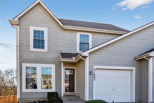 21680 S Main St, Spring Hill, KS, 66083-7542 | Card Image