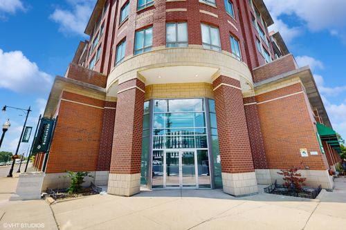 apt-217-6000 Cicero Ave, Chicago, IL, 60646-4342 | Card Image