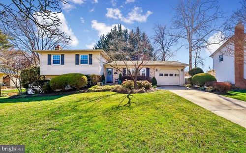 4 Cullinan Dr, GAITHERSBURG, MD, 20878-1813 | Card Image