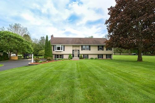 106 Willard Way, Plaistow, NH, 03865-2960 | Card Image