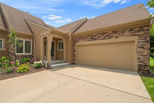 14120 S Summit St, Olathe, KS, 66062-5194 | Card Image