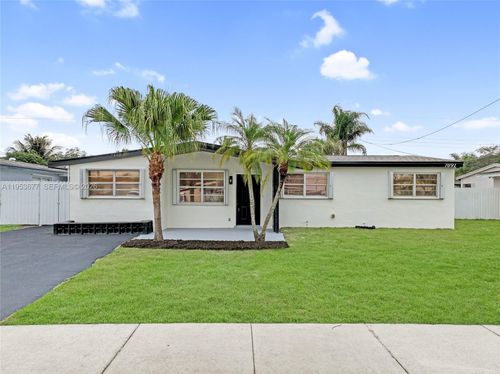 7091 Harding St, Hollywood, FL, 33024-3853 | Card Image