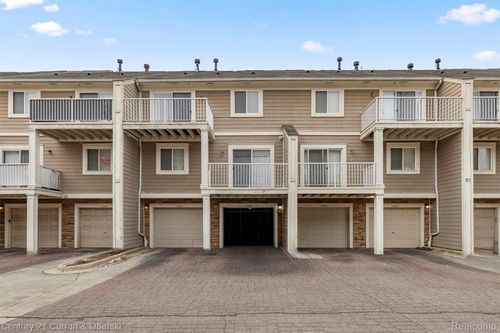 1095 Beaver Run, Troy, MI, 48083-5458 | Card Image