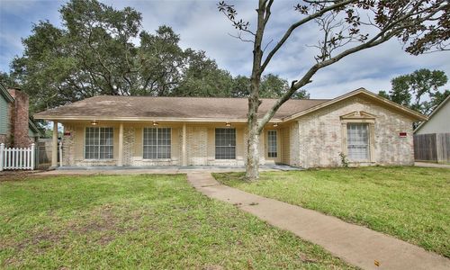 5019 Westwood Drive, Dickinson, TX, 77539 | Card Image