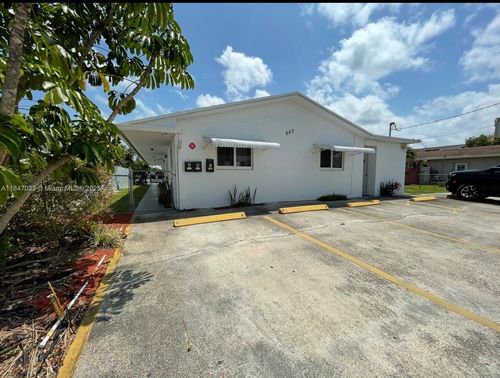 apt-c-842 Sw 2nd St, Hallandale Beach, FL, 33009-5286 | Card Image