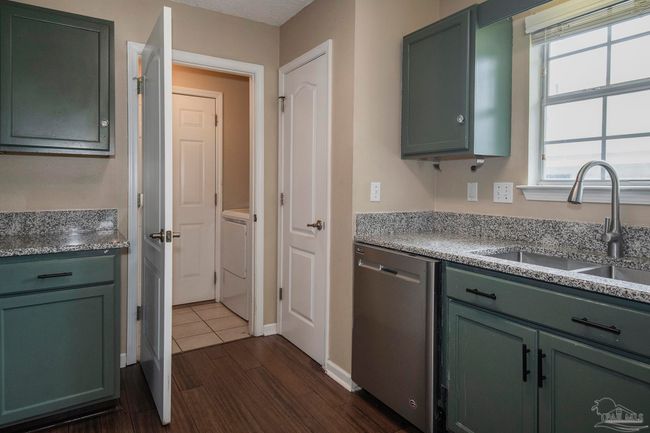 10091 Hillview Dr, House other with 3 bedrooms, 2 bathrooms and 2 parking in Pensacola FL | Image 20