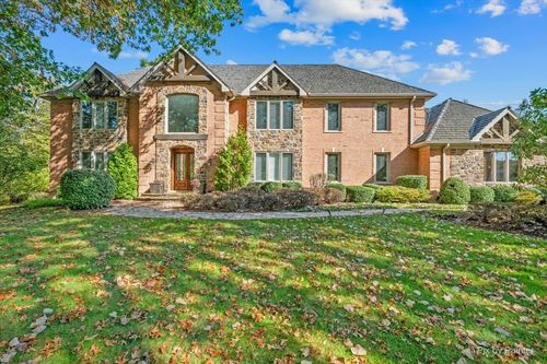 56 S Wynstone Dr, North Barrington, IL, 60010-6942 | Card Image