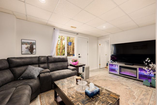 1282 Lincoln Dr, House other with 4 bedrooms, 3 bathrooms and 4 parking in Port Coquitlam BC | Image 16
