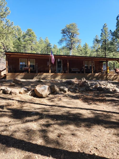 4 Red Oak Rd, Guadalupita, NM, 87722-4049 | Card Image