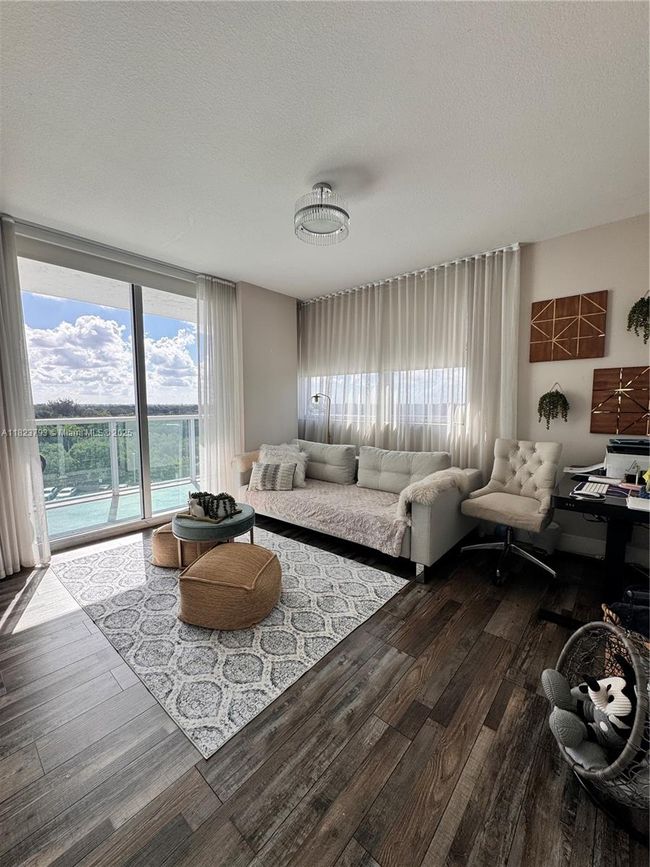 APT-908S - 2681 N Flamingo Rd, Condo with 3 bedrooms, 3 bathrooms and null parking in Sunrise FL | Image 31