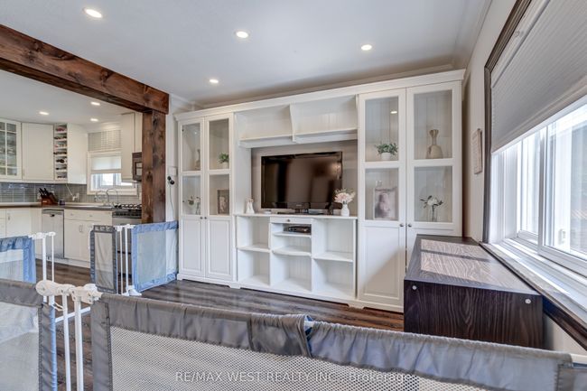 31 Beaver St, House other with 3 bedrooms, 2 bathrooms and 8 parking in Glen Williams ON | Image 6