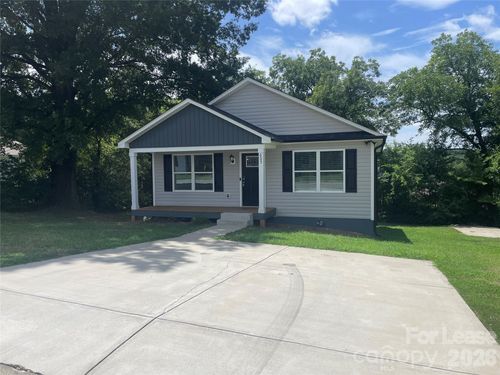 605 Frank St, Kannapolis, NC, 28081-4307 | Card Image