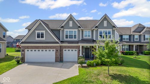 1299 Bobwhite Ct, Greenwood, IN, 46143-5628 | Card Image