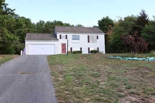 455 Lunns Way, Plymouth, MA, 02360-6847 | Card Image