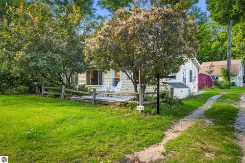 4162 Crystal St, Interlochen, MI, 49643 | Card Image