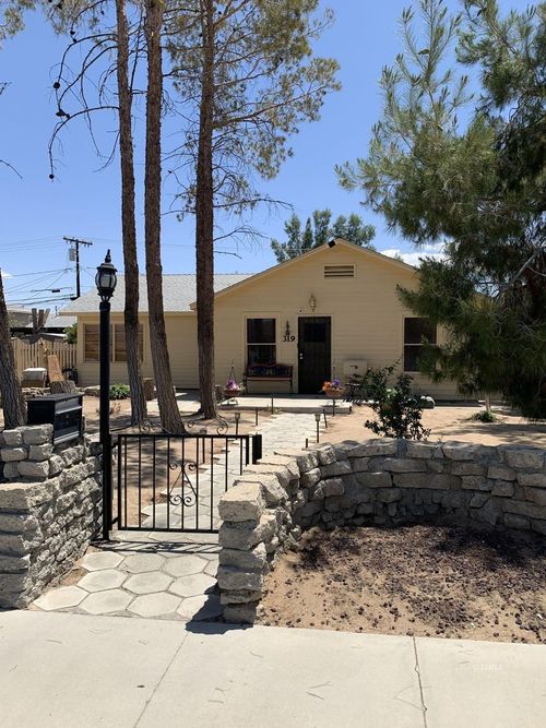 1-315 &amp; 319 W Haloid Ave, Ridgecrest, CA, 93555 | Card Image