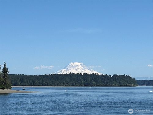 2838 Steamboat Is Nw, Olympia, WA, 98502-9721 | Card Image