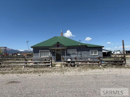 407 Gilmore Ave, Leadore, ID, 83464-7762 | Card Image