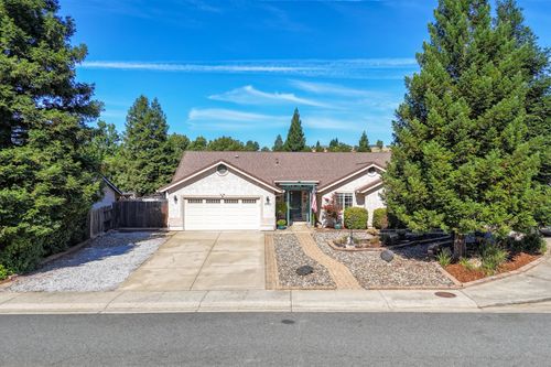 3202 Dartford Dr, Shasta Lake, CA, 96019-2258 | Card Image