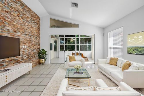 5225 Brookview Dr, Boynton Beach, FL, 33437-1639 | Card Image