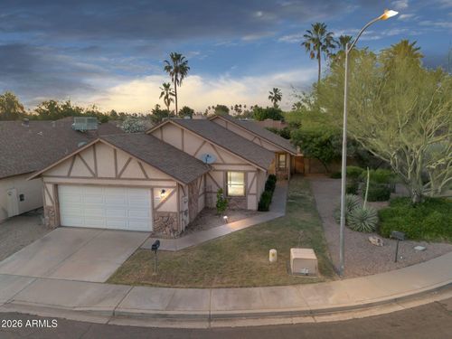 4852 E Betty Elyse Ln, Scottsdale, AZ, 85254-1676 | Card Image